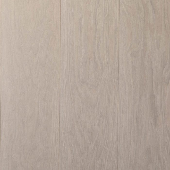 Light White Oak Flooring Lacquered finish
