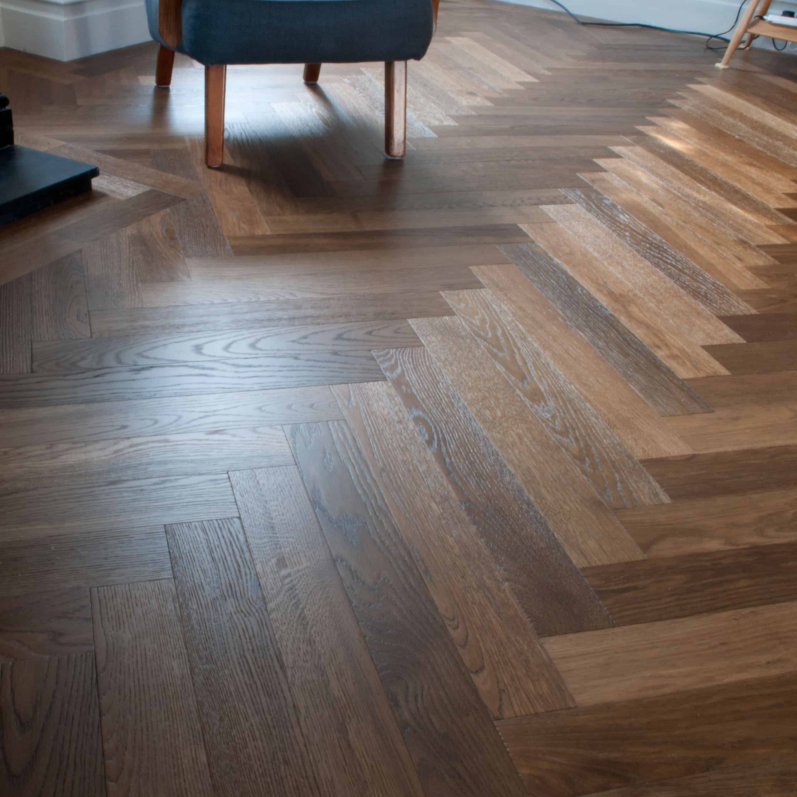 Dark Brown Smoked oak Herringbone in living room