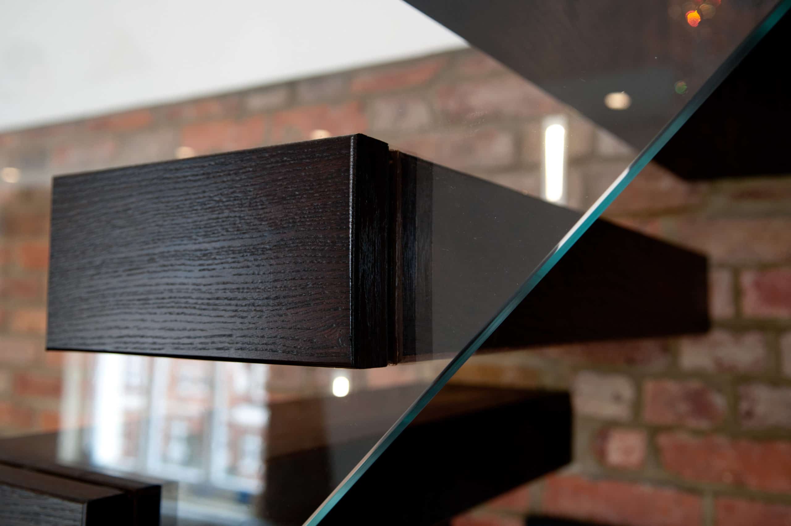 Dark Thermo Oak Steps