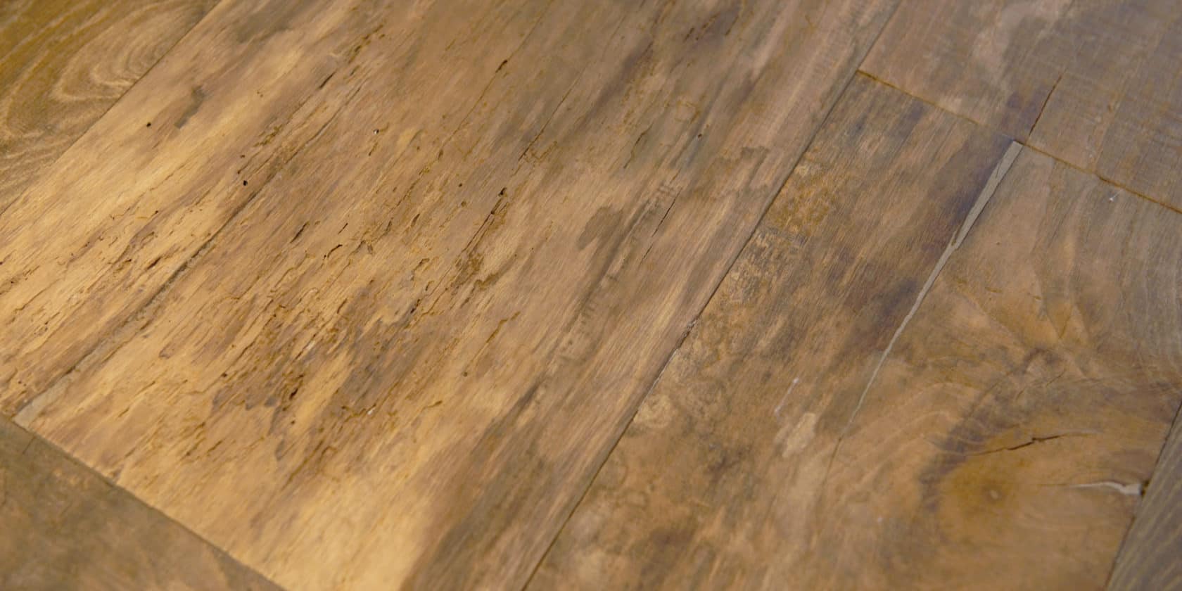 Outside Cut of Reclaimed Oak Beam