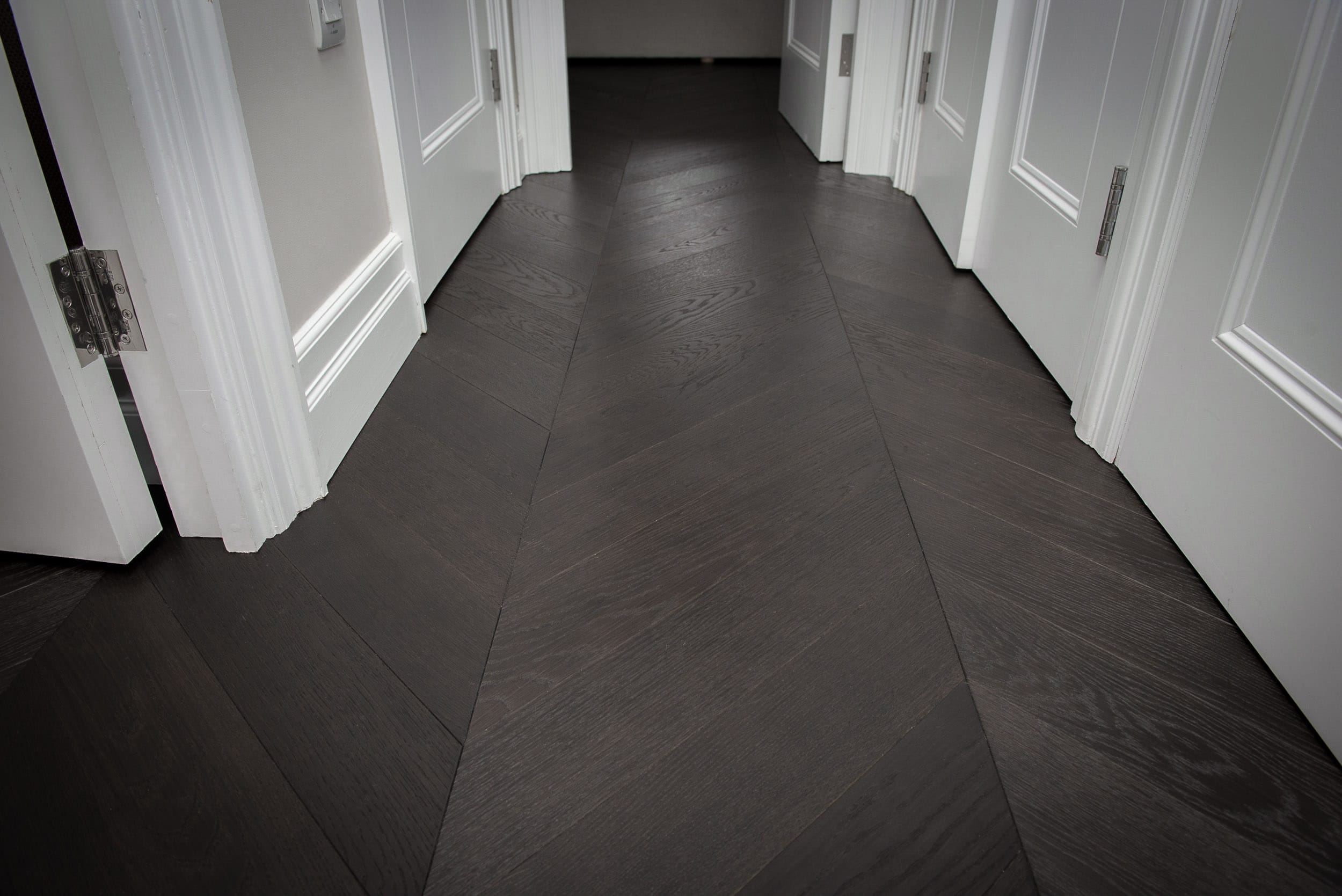 Val D'Isere Dark Wood Oak Chevron Parquet Wood Flooring