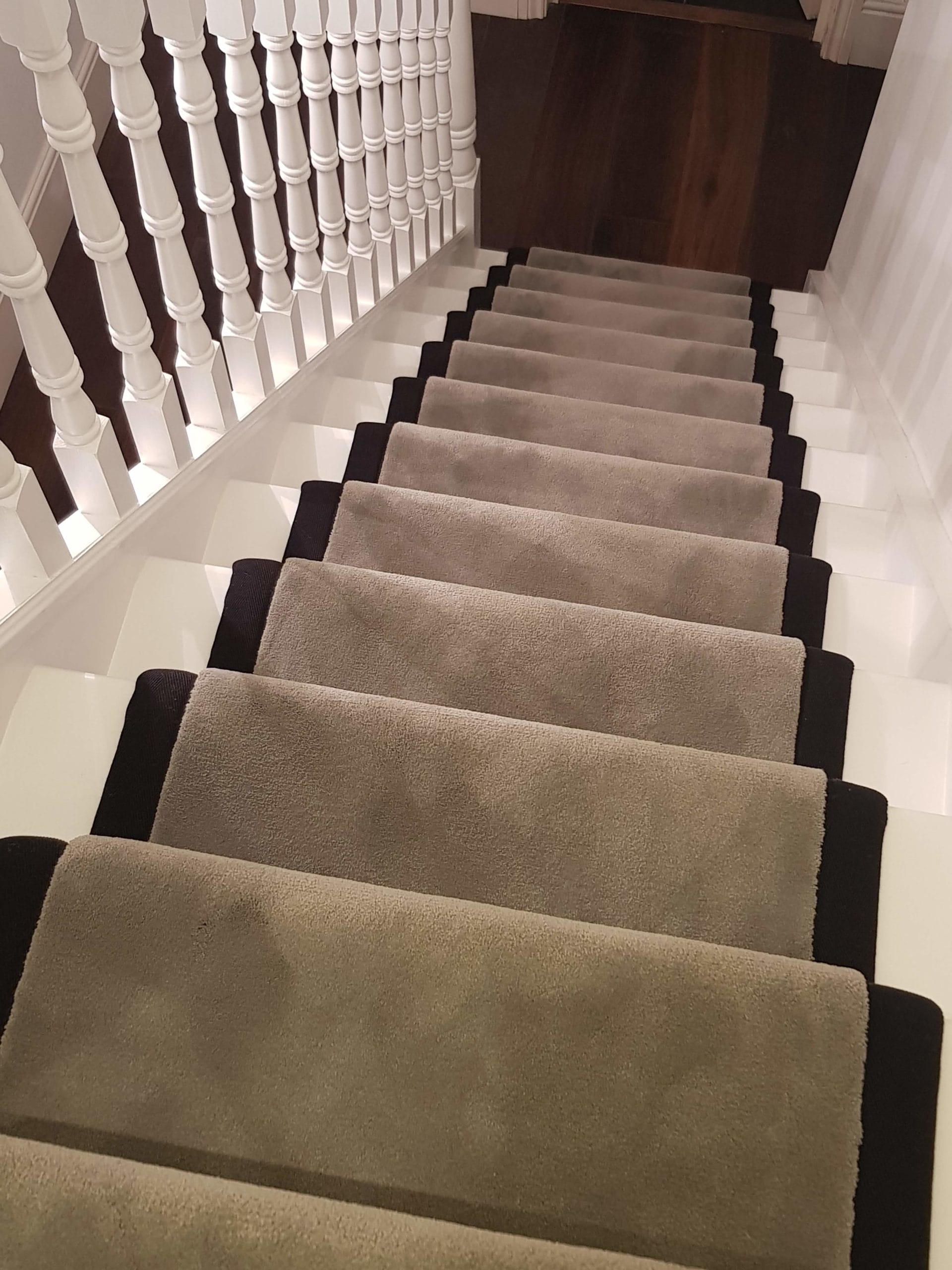 Kensington grey carpet with black border
