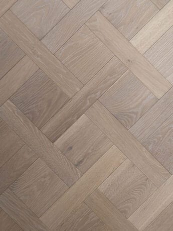 Haymarket continuous Versailles