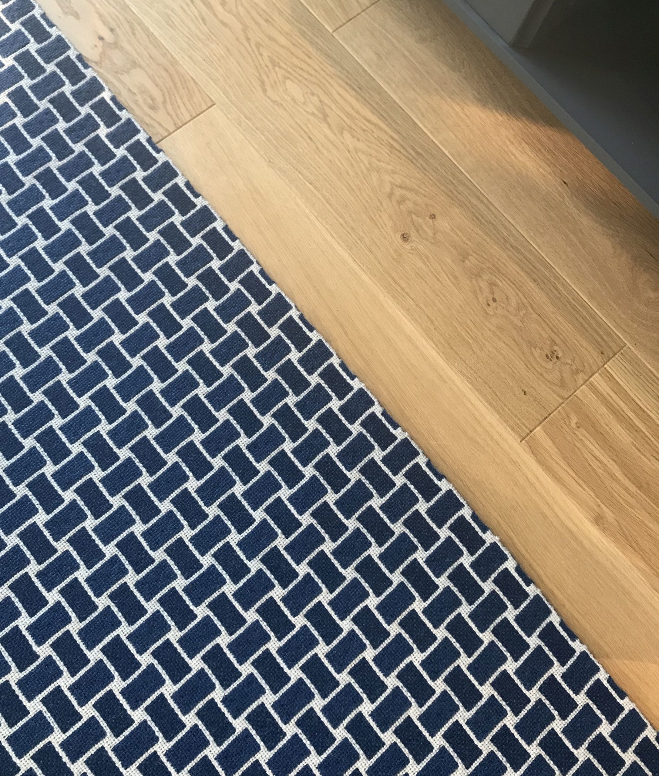 Tweed Dkblue Ivory 940w 2