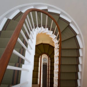 Mannering 6 Flatweave Runner Curved Steps