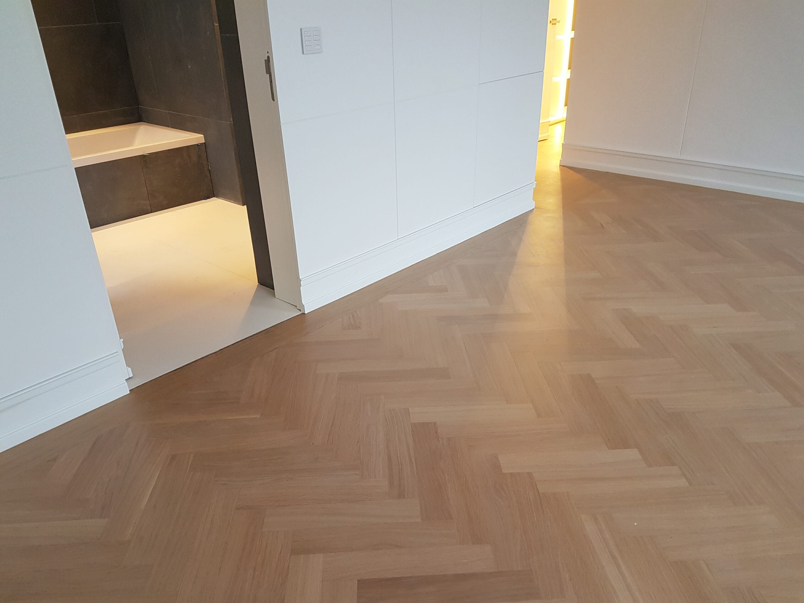 Plank Border with Rift Sawn Oak