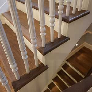 Stairs with spindles and open string
